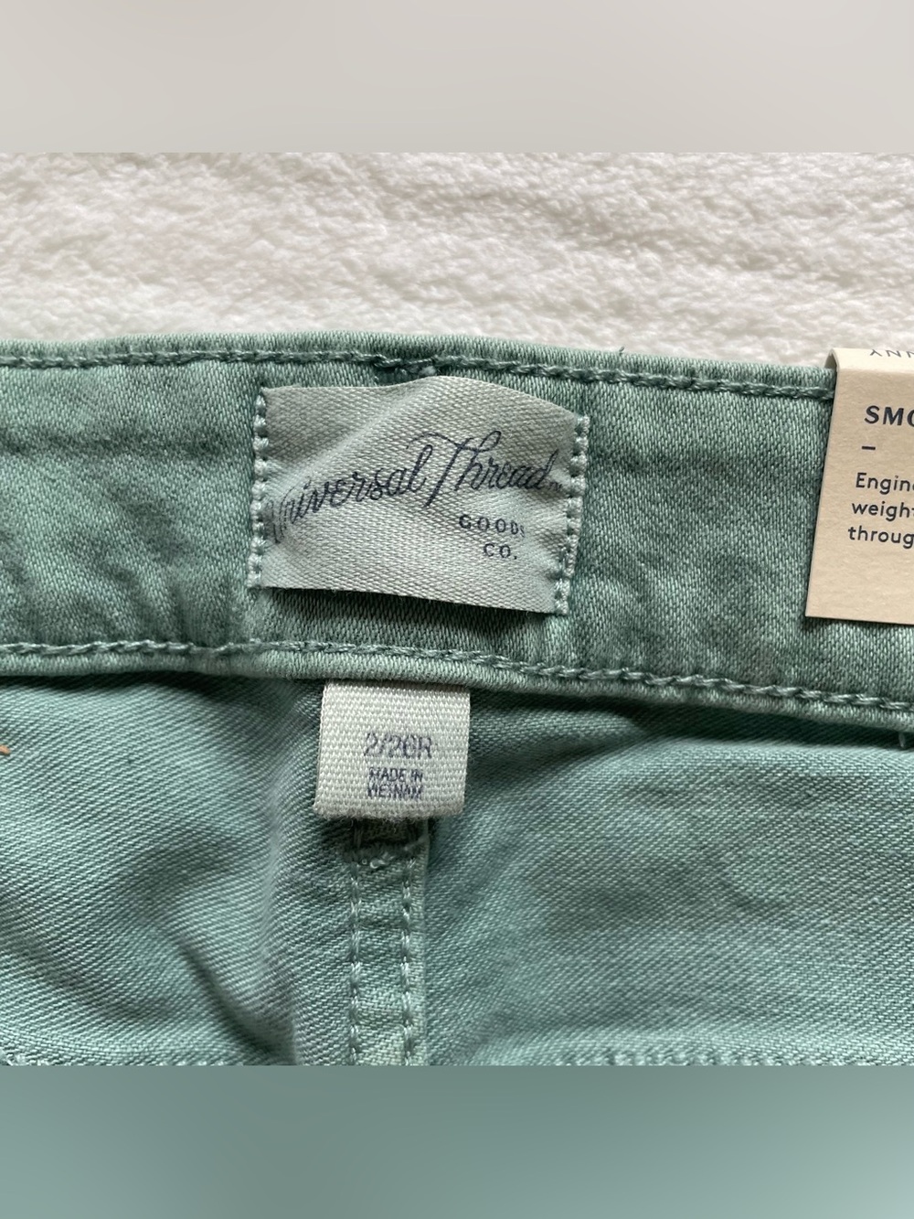 NWT Universal Threads Mint Green Mid Rise Skinny Jeans size 2 - Picture 4 of 6